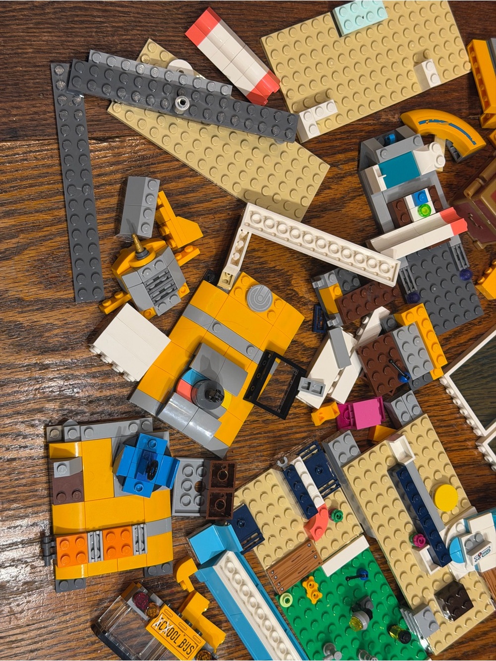 Genuine Mixed Bulk Lego Building Bricks - approx 2 lbs